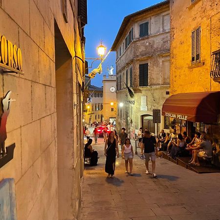 Hotel La Dimora Nel Corso Montepulciano Stazione Exterior foto