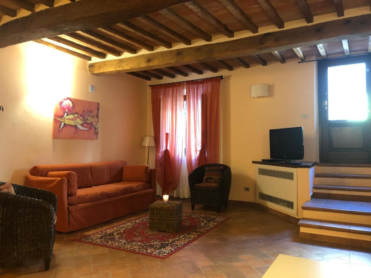 Hotel La Dimora Nel Corso Montepulciano Stazione Exterior foto