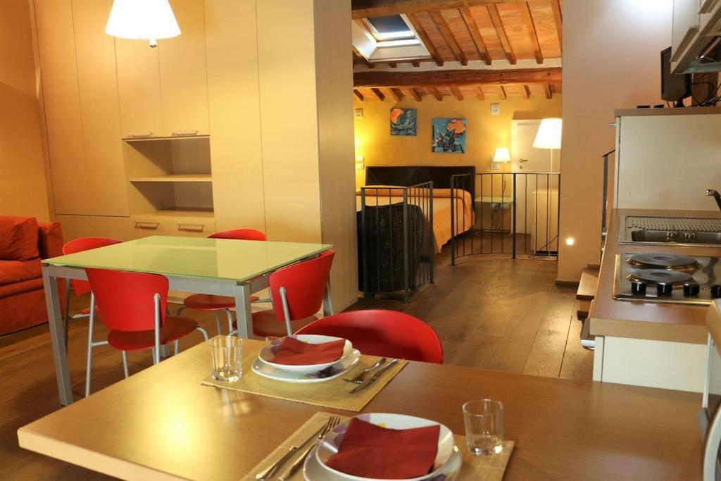 Hotel La Dimora Nel Corso Montepulciano Stazione Exterior foto