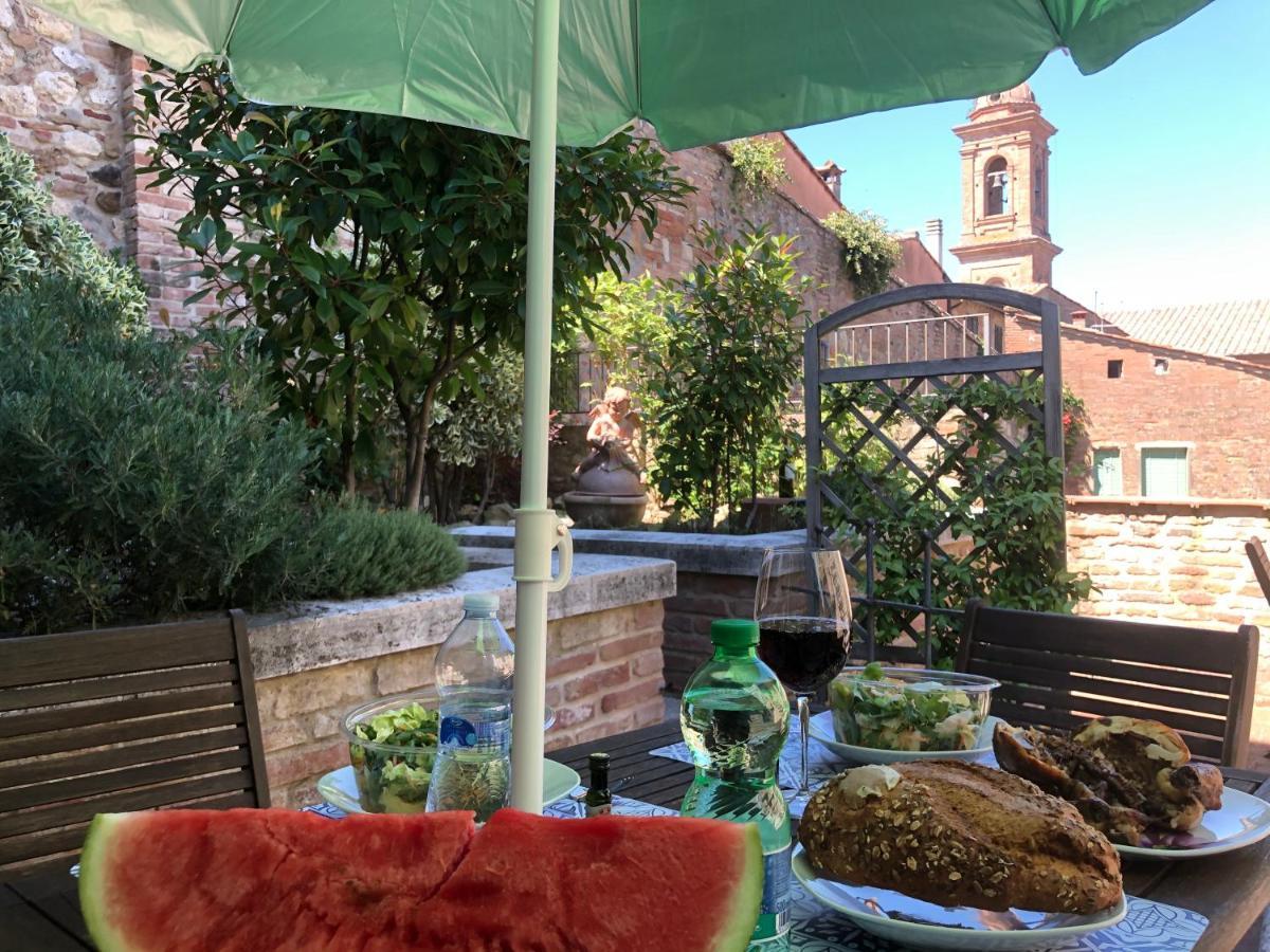 Hotel La Dimora Nel Corso Montepulciano Stazione Exterior foto