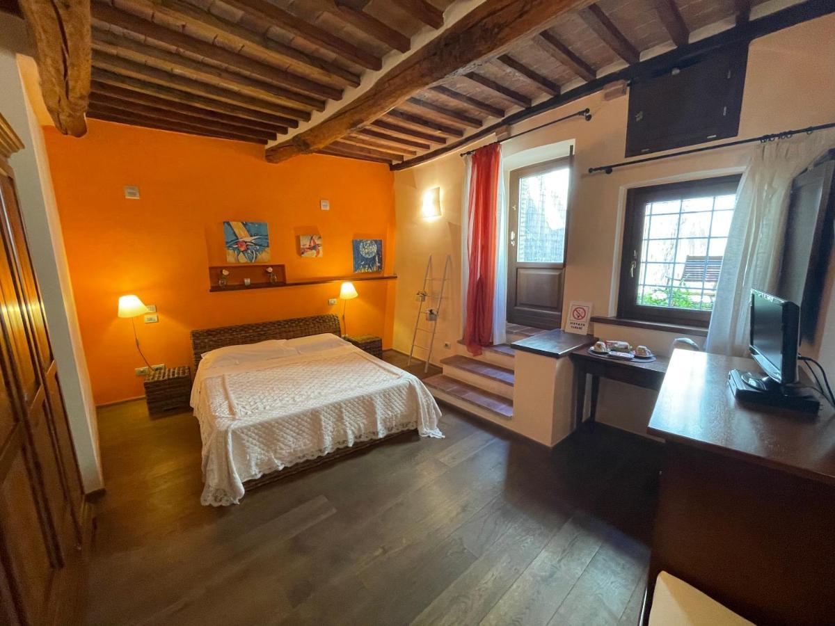Hotel La Dimora Nel Corso Montepulciano Stazione Exterior foto