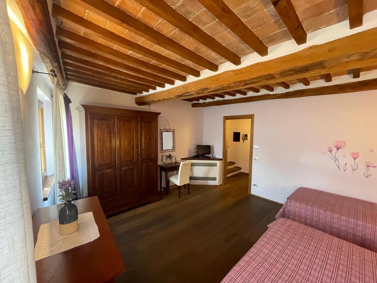 Hotel La Dimora Nel Corso Montepulciano Stazione Exterior foto