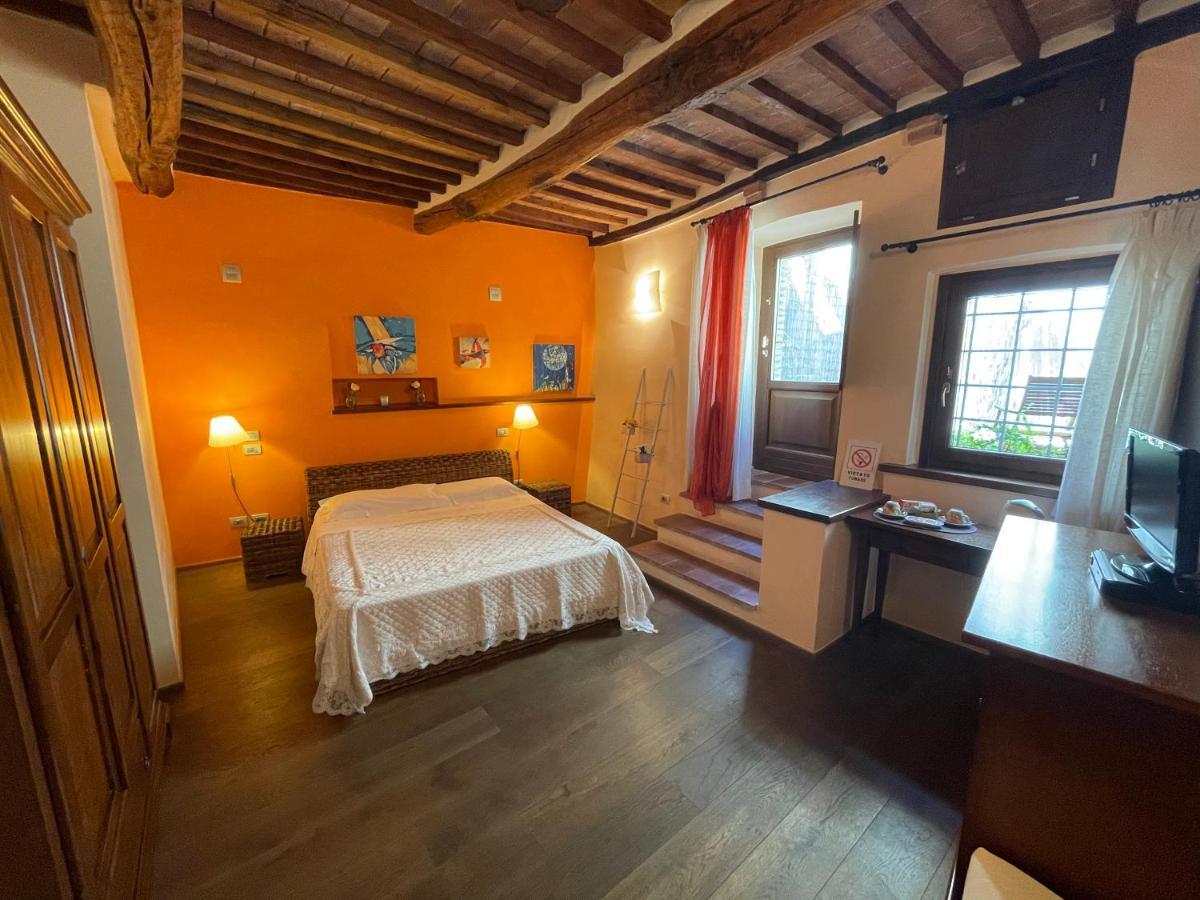 Hotel La Dimora Nel Corso Montepulciano Stazione Exterior foto