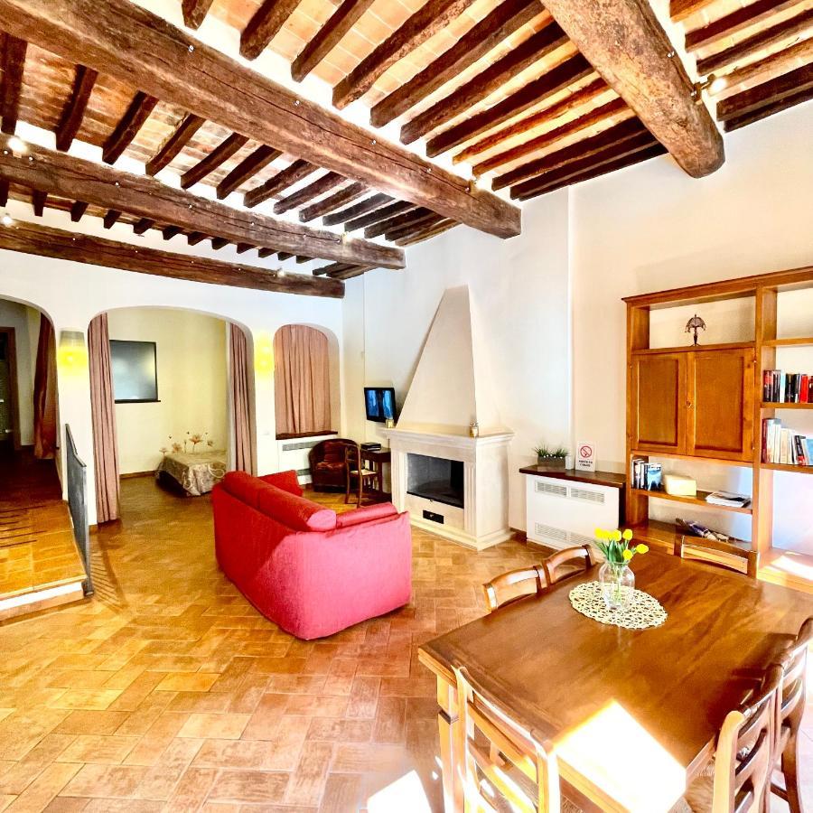 Hotel La Dimora Nel Corso Montepulciano Stazione Exterior foto