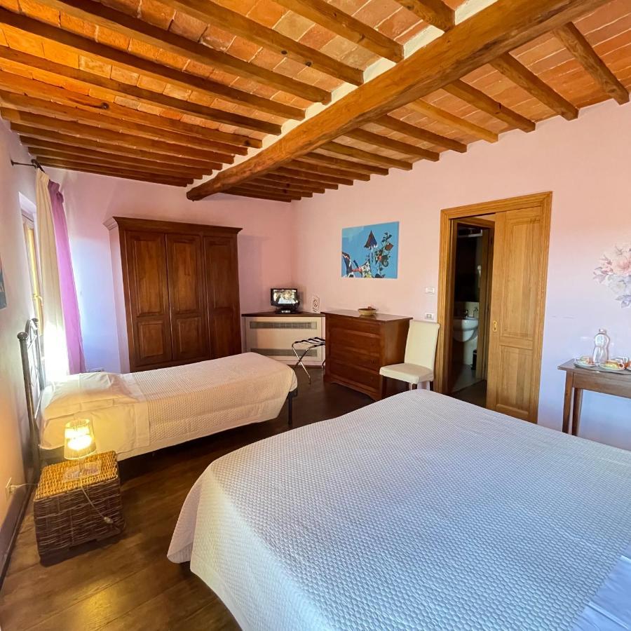 Hotel La Dimora Nel Corso Montepulciano Stazione Exterior foto
