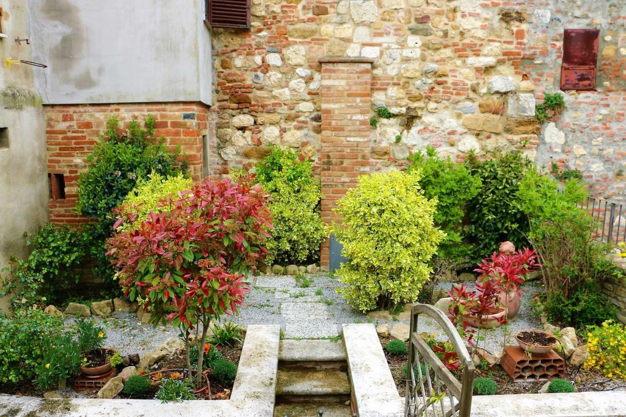 Hotel La Dimora Nel Corso Montepulciano Stazione Exterior foto